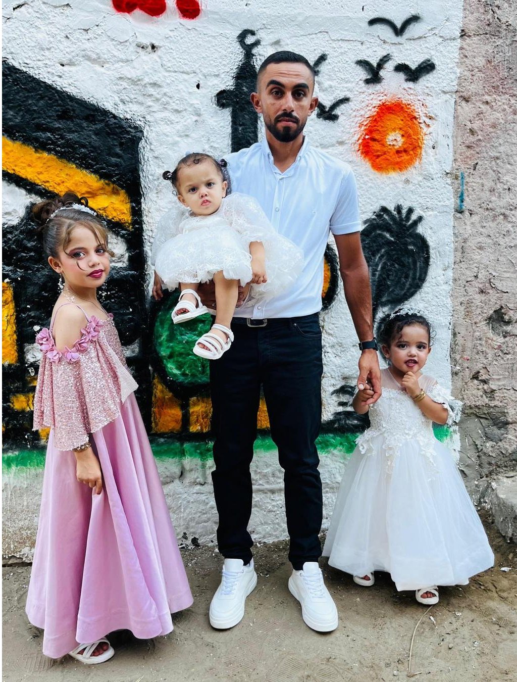 Ahmad sa ćerkama: Tala, Lana i Najla