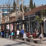 U Crnoj Gori rastu plate i penzije, smanjen izvoz i investicije 15