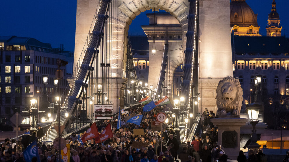 Mađari traže ostavku predsednice zbog pomilovanja u slučaju seksualnog zlostavljanja dece 1