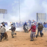 Indijska policija ispalila suzavac na poljoprivrednike da zaustavi marš ka Nju Delhiju 7