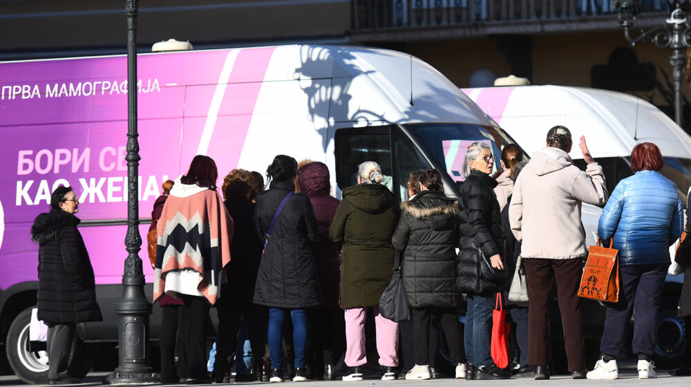 Rak dojke svake godine dobije oko 5.000 žena: Sagovornici Danasa o gorućem problemu naših građanki 1