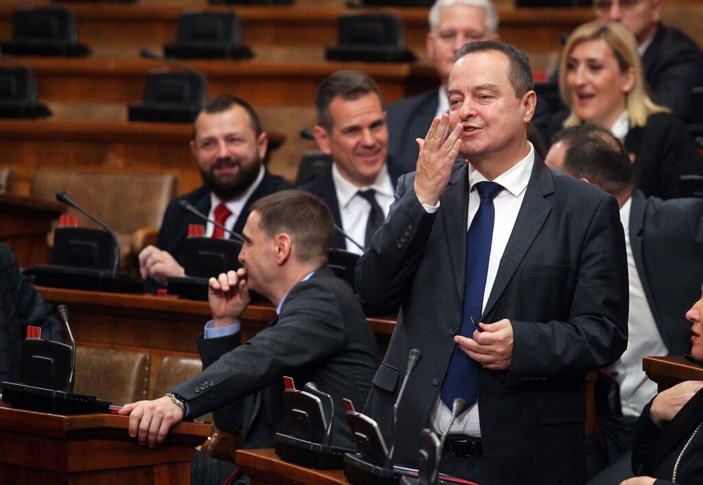 Kako je prvi dan nove Skupštine izgledao kroz objektive fotoaparata (FOTO) 2