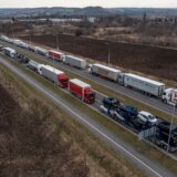 Ukrajina o blokadi granice sa Poljskom: Izbeglice ne mogu biti taoci trgovinskih interesa 1