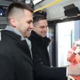 "Novi način plaćanja smanjuje gužve u javnom prevozu": "E-novčanik" počeo sa radom u autobusima u Novom Sadu 11