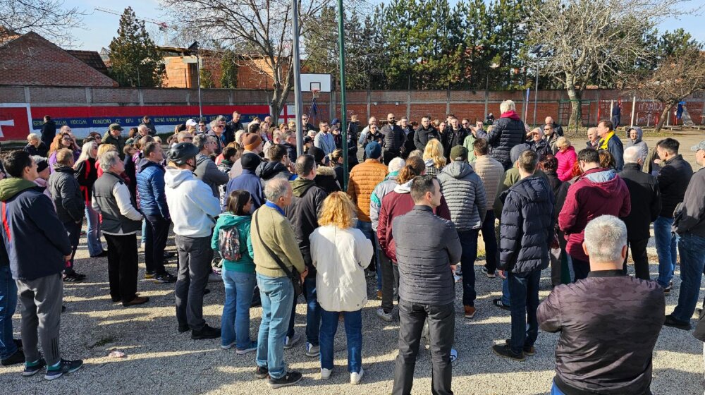 Meštani Bežanije protestovali zbog planirane izgradnje stambeno-poslovnog kompleksa 1