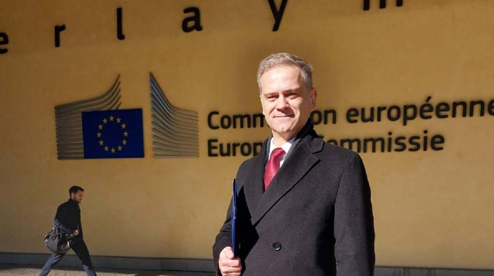 Borko Stefanović upitao u kom svojstvu Dačićev sin prisustvuje događaju u Solunu 1