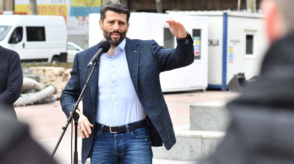 Šapić najavio odbranu "srpstva" na izborima u Beogradu, kao i da će "Dani porodice" trajati dva meseca, a ne "homoseksualna i biseksualna parada" 1
