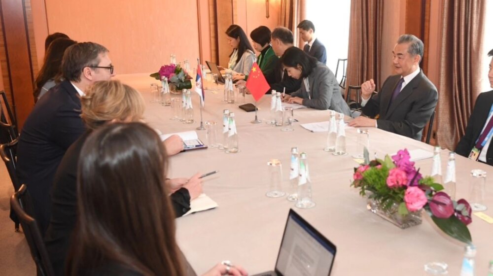 Potvrđeno "čelično prijateljstvo" dve države i naroda: Vučić i ministar spoljnih poslova Kine razgovarali u Minhenu 1