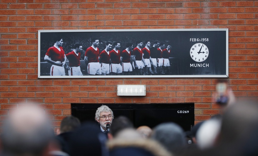 Preteče medijskih hordi novog doba: Lovci na nesreće u tragediji Mančester junajteda i njihova moralna osuda 2