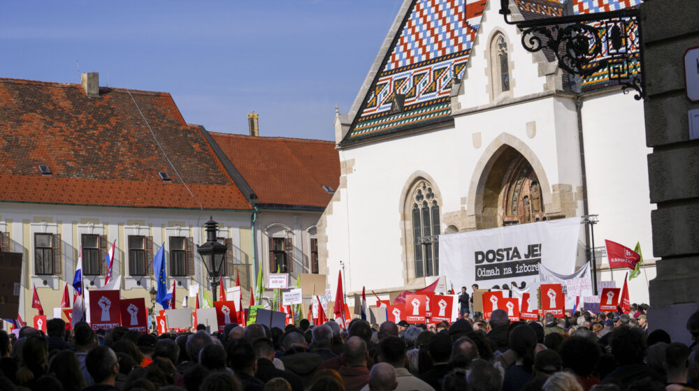 Hiljade građana u Zagrebu na antivladinom protestu stranaka levice i centra: Šta traže okupljeni? 1