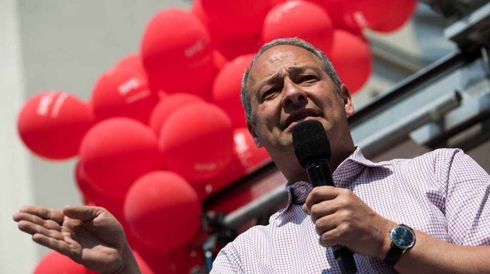 Socijaldemokrate u EP traže od EU da prestane da se dodvorava Vučiću 1