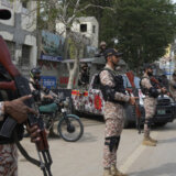 Najmanje 24 osobe ubijene u napadima na kancelarije političara u Pakistanu dan pred izbore 10