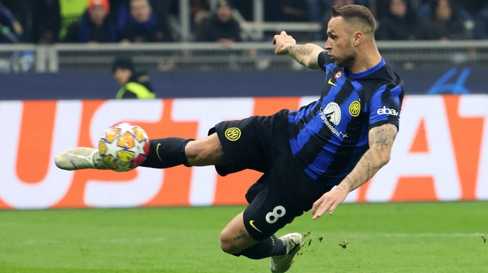 Inter pobedio Atletiko, nerešeno u Ajndhovenu u prvim mečevima osmine finala Lige šampiona 1
