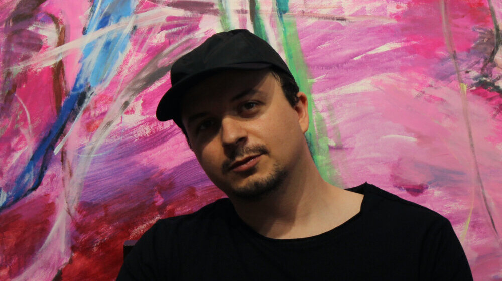 Izložba "There's a ship that sails by my window" umetnika Aleksandra Radičevića: Plavi ambijent, prostor izvan sna i jave 1