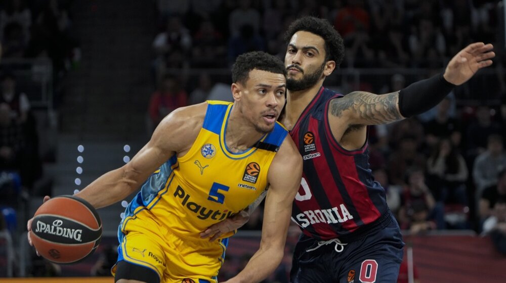Bek Makabija nasrnuo na sudiju u Vitoriji, važne pobede Baskonije, Valensije i Olimpijakosa u 25. kolu Evrolige (VIDEO) 1