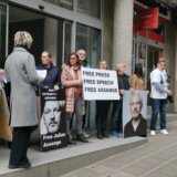 "Ne izručujte Asanža": Održan skup podrške osnivaču Vikiliksa 1