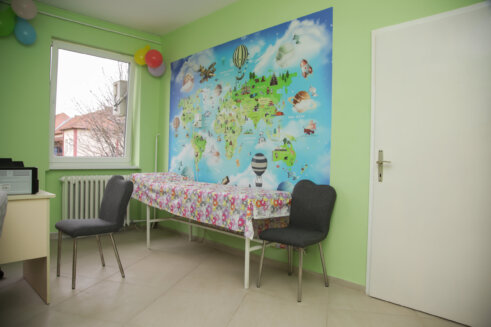 Za prijatniji boravak mališana kod pedijatra: Fondacija Mozzart obnovila ambulantu u Somboru 5