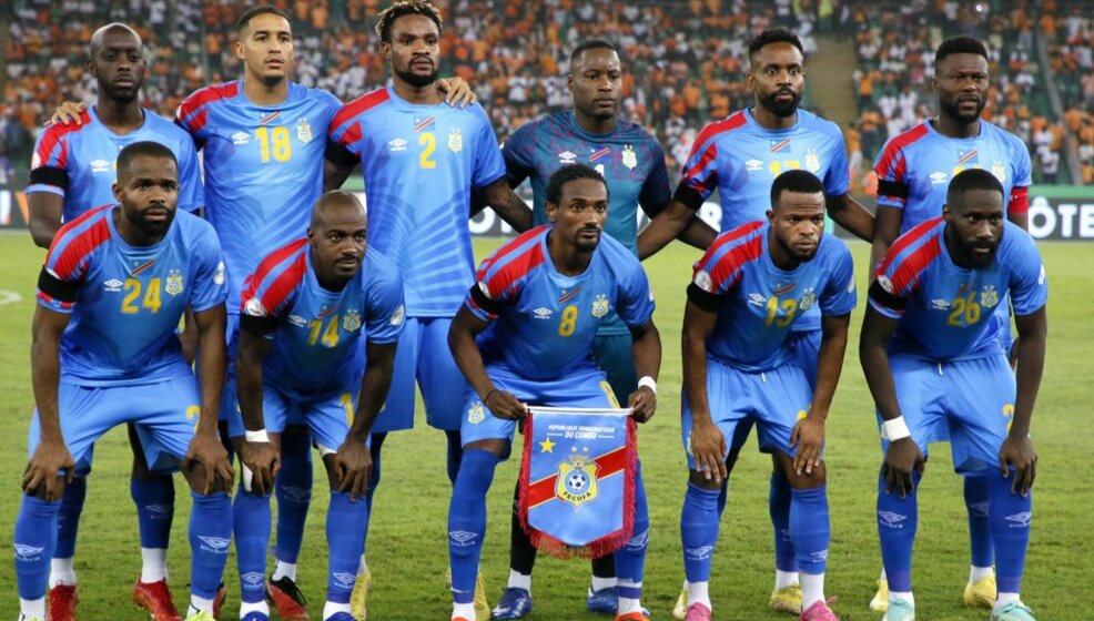 Polufinalisti Kupa afričkih nacija stajali sa pištoljem na slepoočnici tokom intoniranja himne svoje zemlje (VIDEO) 1