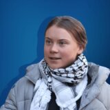 "Klimatska ratnica": Ko je Greta Tunberg, koju je sud oslobodio optužbi da je odbila policijsko naređenje da napusi protest u Londonu? 9
