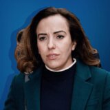 "Ljubav u zatvoru": Ko je Stela Asanž, supruga Džulijana Asanža? 2