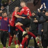 Radonjić plesao, a Nastasić "bocnuo" Alaves 11