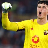 Mile Svilar ponovo na radaru selektora Stojkovića, u Romi hvale srpskog golmana: Spasao nas je i zaslužio da bude u postavi 3