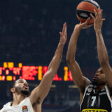 Panter i Kaminski nedovoljni za pobedu Partizana protiv Bajerna u Evroligi 5