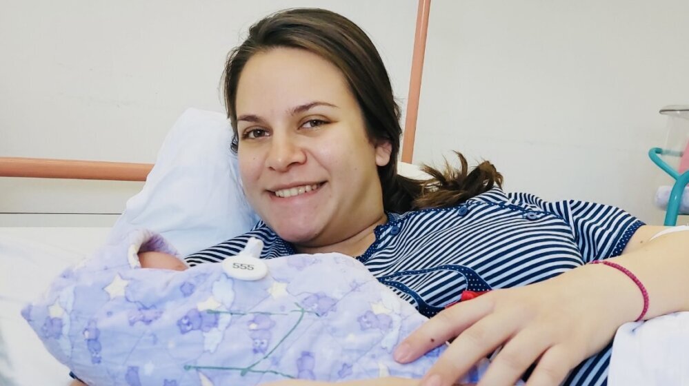 Danica prva beba rođena na Dan grada u novosadskoj Betaniji: Na poklon uplata od 300.000 dinara 1
