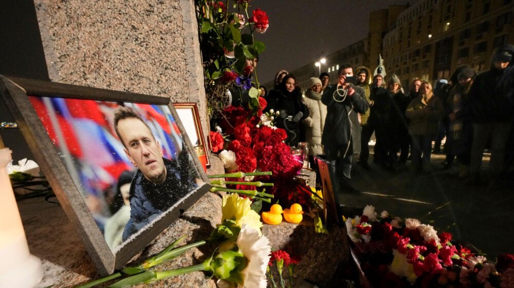Moskva upozorava građane da se ne okupljaju zbog smrti Navaljnog 1