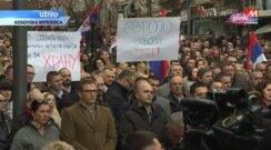 Sa protesta Srba u Kosovskoj Mitrovici zbog ukidanja dinara poruke međunarodnoj zajednici: Nije lako danas biti Srbin, ukidaju nam parče hleba 8