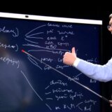 Zašto je Vučić "svetski lider" u slikanju na televiziji? 10