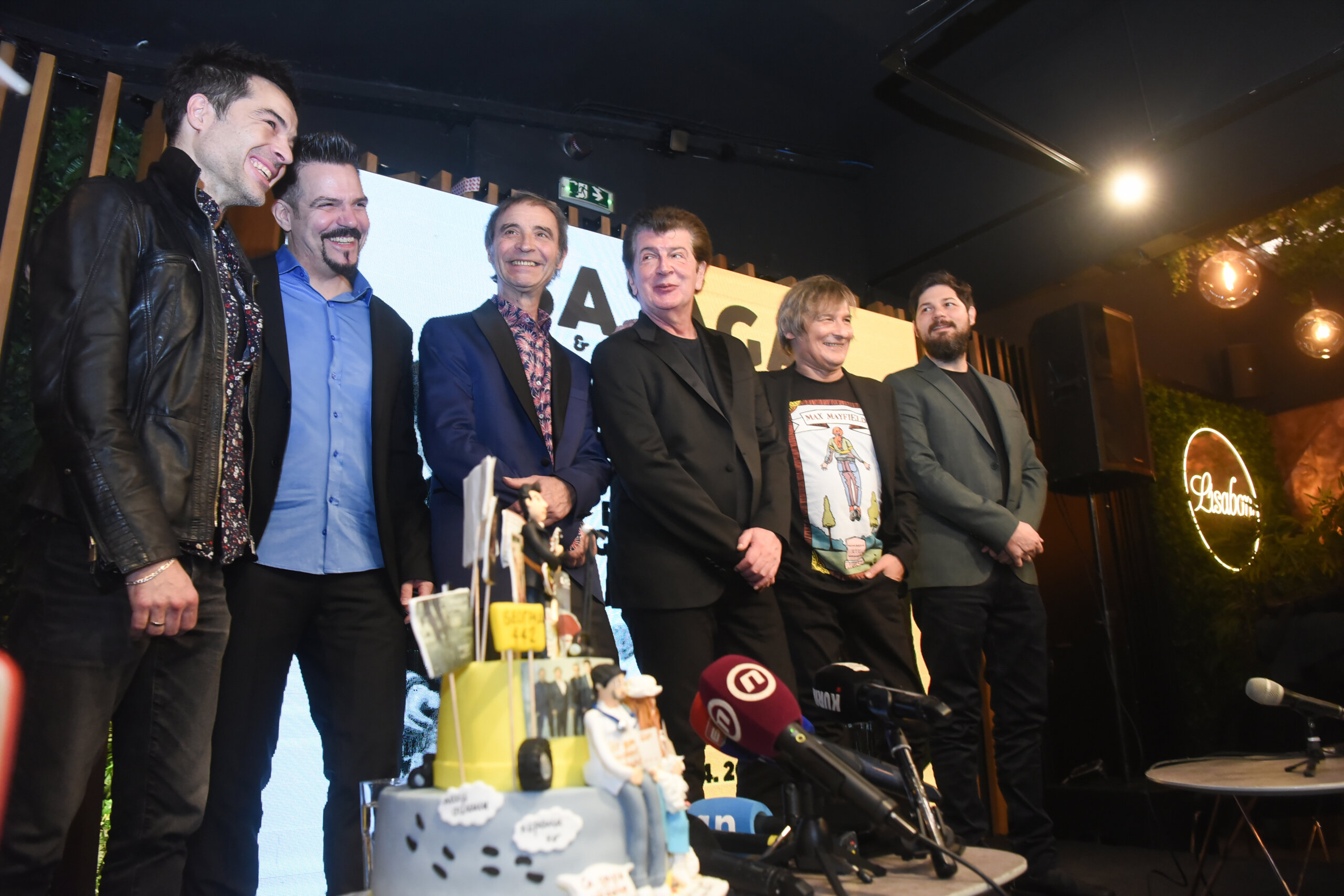 Zašto se Bajaga čitav život bavi muzikom: 40 godina benda "Pozitivne geografije", prvog albuma i koncerta 2 Bajaga i Instruktori