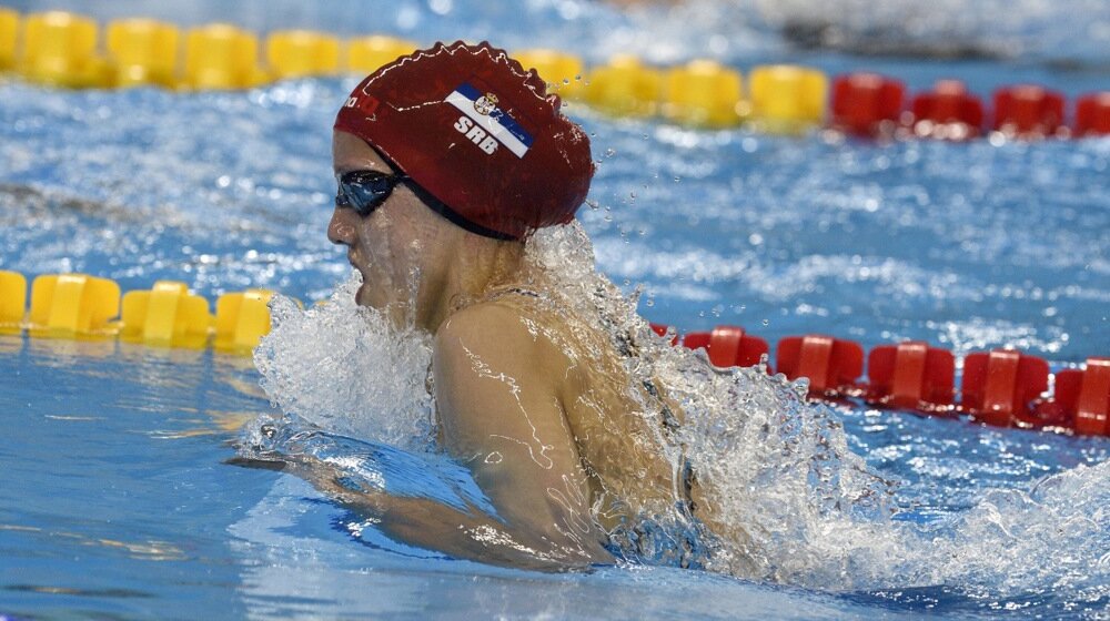 Srpska plivačica zauzela četvrto mesto na Svetskom prvenstvu u Dohi: Anji Crevar za sekundu izmakla medalja u disciplini 400 metara mešovito 1