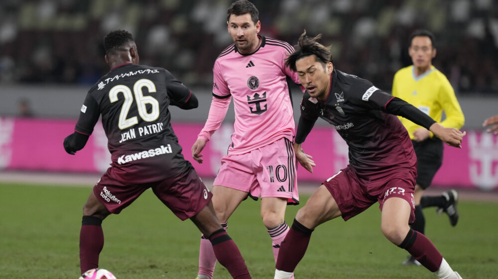 U Tokiju prošli bolje nego u Hong Kongu: Mesi igrao protiv prvaka Japana 1