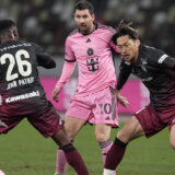 U Tokiju prošli bolje nego u Hong Kongu: Mesi igrao protiv prvaka Japana 9