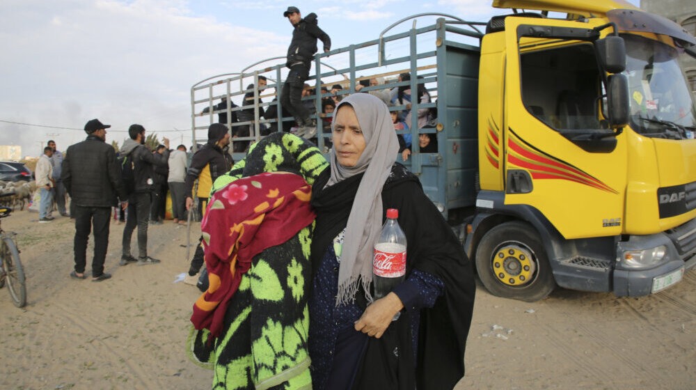 Izraelske snage upale u glavnu bolnicu na jugu Gaze u potrazi za telima talaca 1