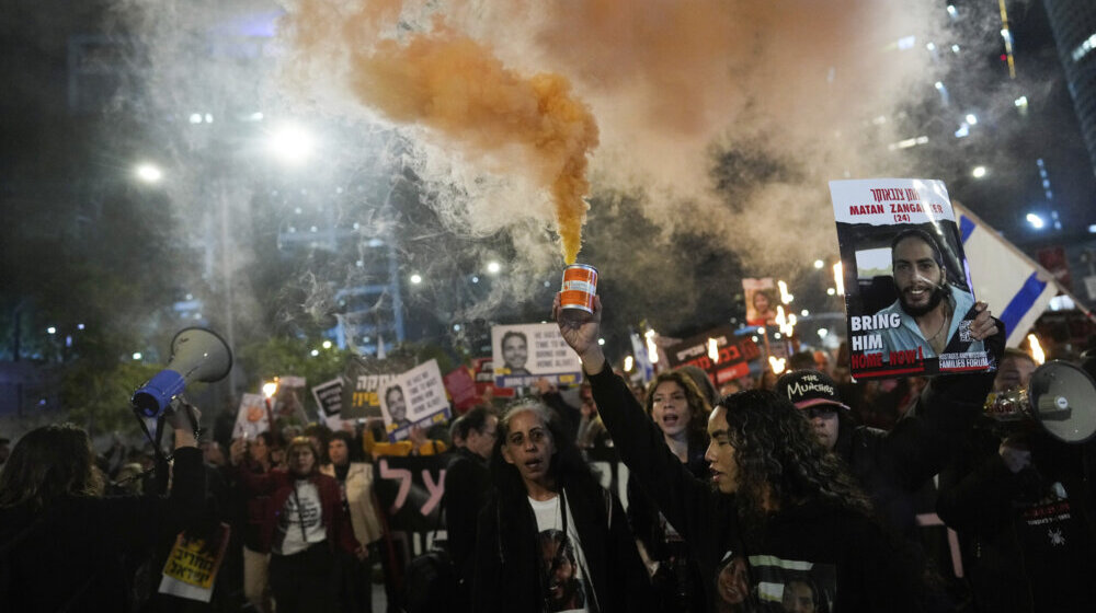 Bivši premijer Izraela: Netanjahu će rizikovati živote talaca da bi izgledao jak 1