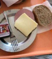 Da li u niškom porodilištu, starom pola veka, caruju nehigijena i bahatost ili bi mu se porodilje rado vratile? 11