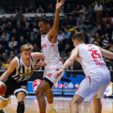 Amerikanac iz Vojvodine nedovoljan naspram svojih zemljaka iz Partizana: Večiti derbi u finalu Kupa Radivoja Koraća 3