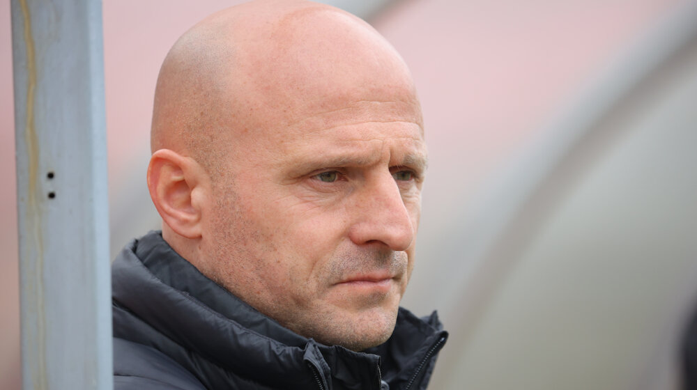 Duljaj: Ljudi lete na Mars, a mi ne možemo da obezbedimo uslove za igru 1 Duljaj: Ljudi lete na Mars, a mi ne možemo da obezbedimo uslove za igru 1