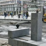 "Kocke ispred Moskve i dan-danas stoje": Zašto kaldrma na Trgu tone i koliko miliona nas to košta? 6