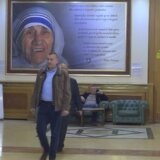 Poslanici Srpske liste učestvuju na sednici kosovskog parlamenta da ne bi izgubili mandate 8