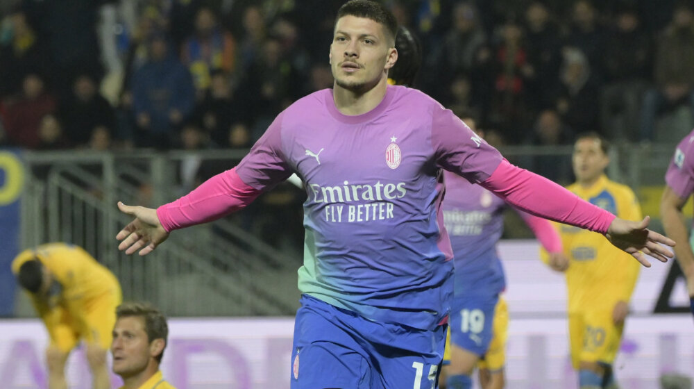 Dade Luka Jović i pobedonosni gol za Milan 1