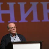 "Da nam sutra bude bar malo bolje nego danas": Šta je napisao novi urednik nedeljnika NIN Aleksandar Timofejev u uvodniku prvog broja? 4