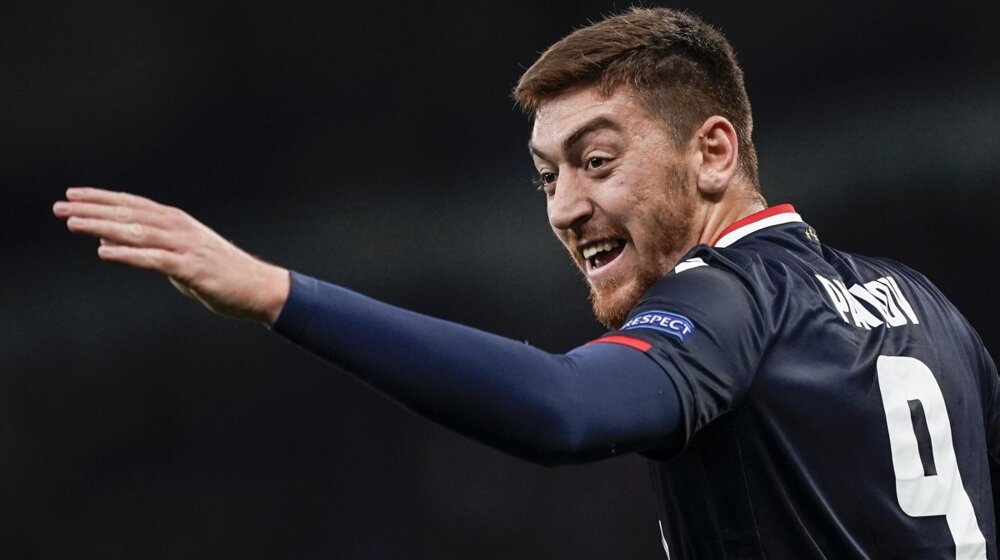 Transfer-bomba u poslednjim satima prelaznog roka: Ljubimac Zvezdinih navijača u Čukaričkom (FOTO) 1