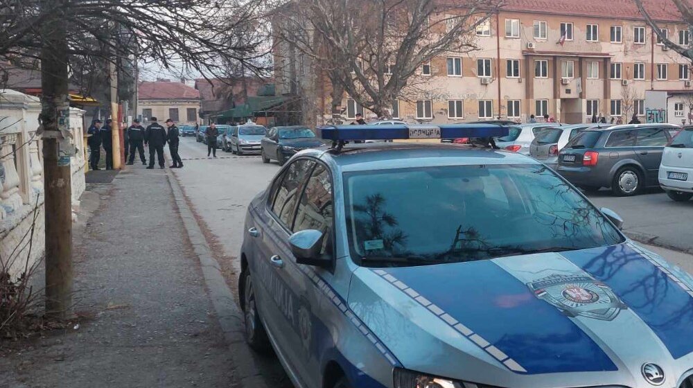 Policija: U blizini Jagodine, po novom zakonu, privremeno oduzet automobil vozaču 1