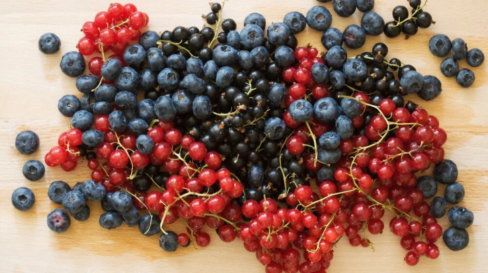 Ovo voće smanjuje visok pritisak, poboljšava rad srca, mozga i ima ga u prodavnicama tokom cele godine 1