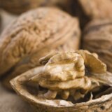 Orah snižava holesterol i pritisak: Novo istraživanje i činjece o plodu koji u Srbiji raste na svakom koraku 1