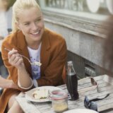 Ovu namirnicu jedemo svaki dan, a njen prekomeran unos šteti mozgu, srcu i izaziva visok pritisak 7