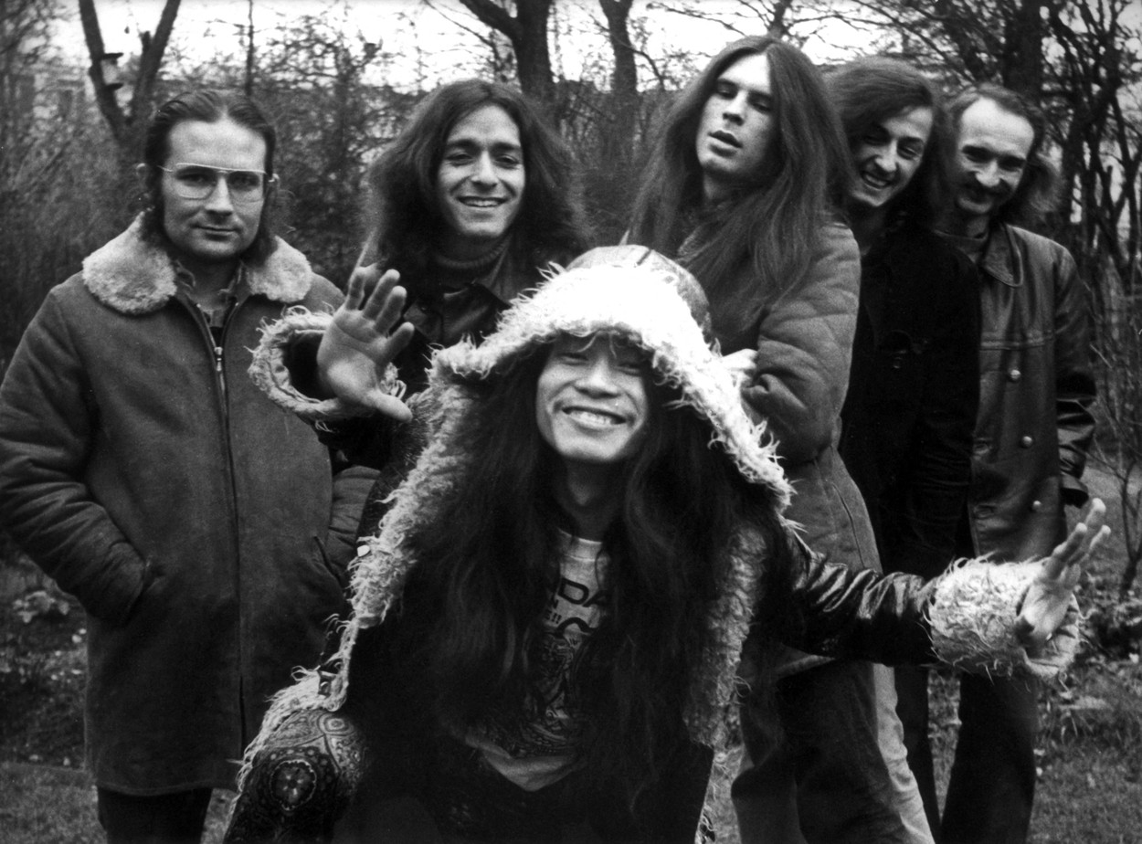Preminuo Damo Suzuki, pevač legendarne krautrock grupe Can 2 Can